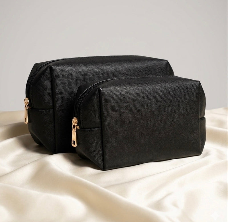 BLACK - Medium Lip Bag/Makeup Bag